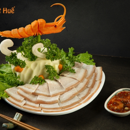 Thịt Luộc Tôm Chua Hạ Hương Giang  ( Quý khách vui lòng liên hệ đặt trước )